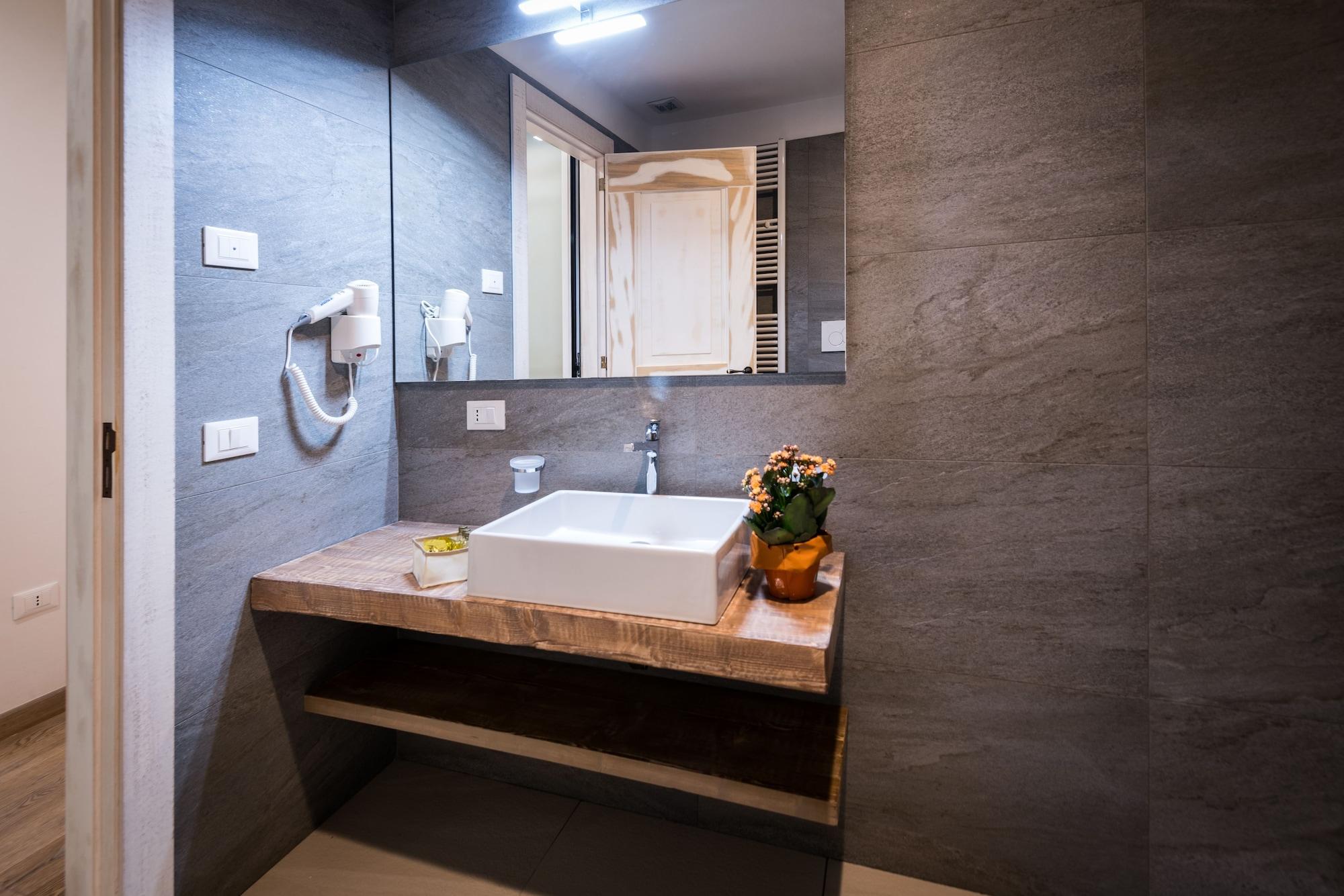 Il Palazzotto Luxury Suites Лече Екстериор снимка