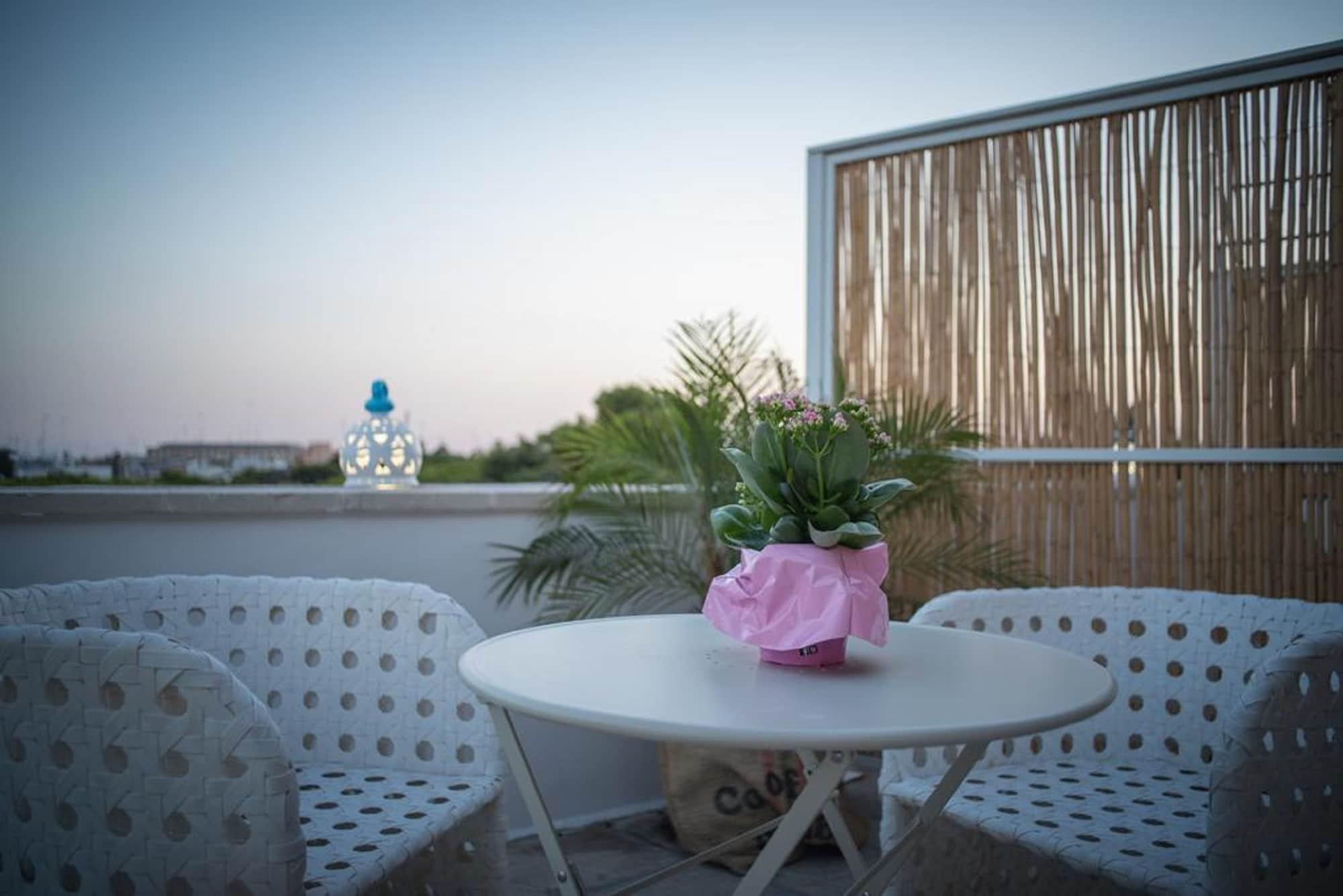 Il Palazzotto Luxury Suites Лече Екстериор снимка