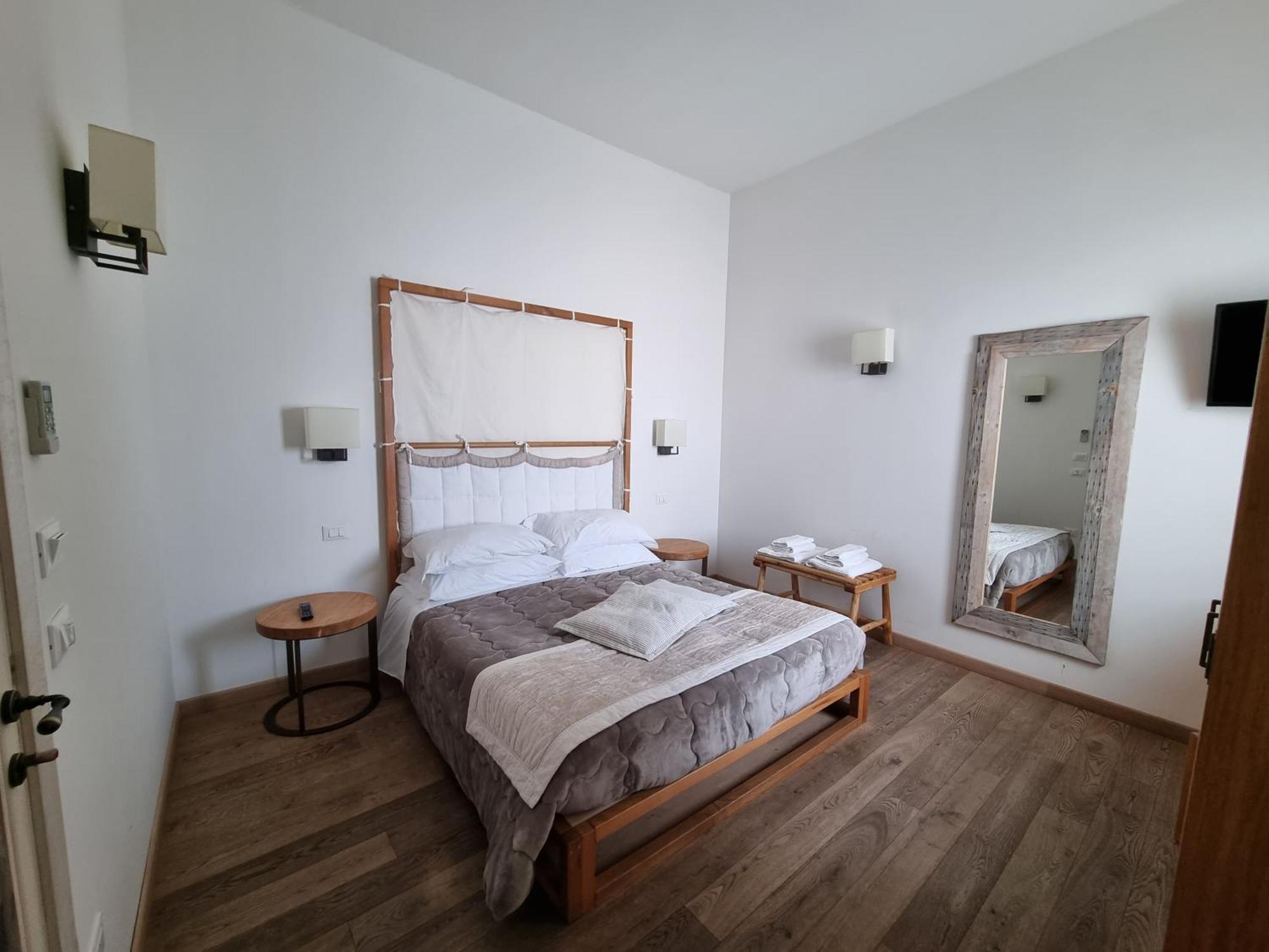 Il Palazzotto Luxury Suites Лече Стая снимка